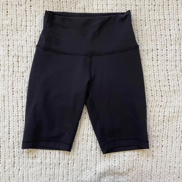 Wunder Train Black High Rise Short 8" - Size 4 - Picture 2 of 4